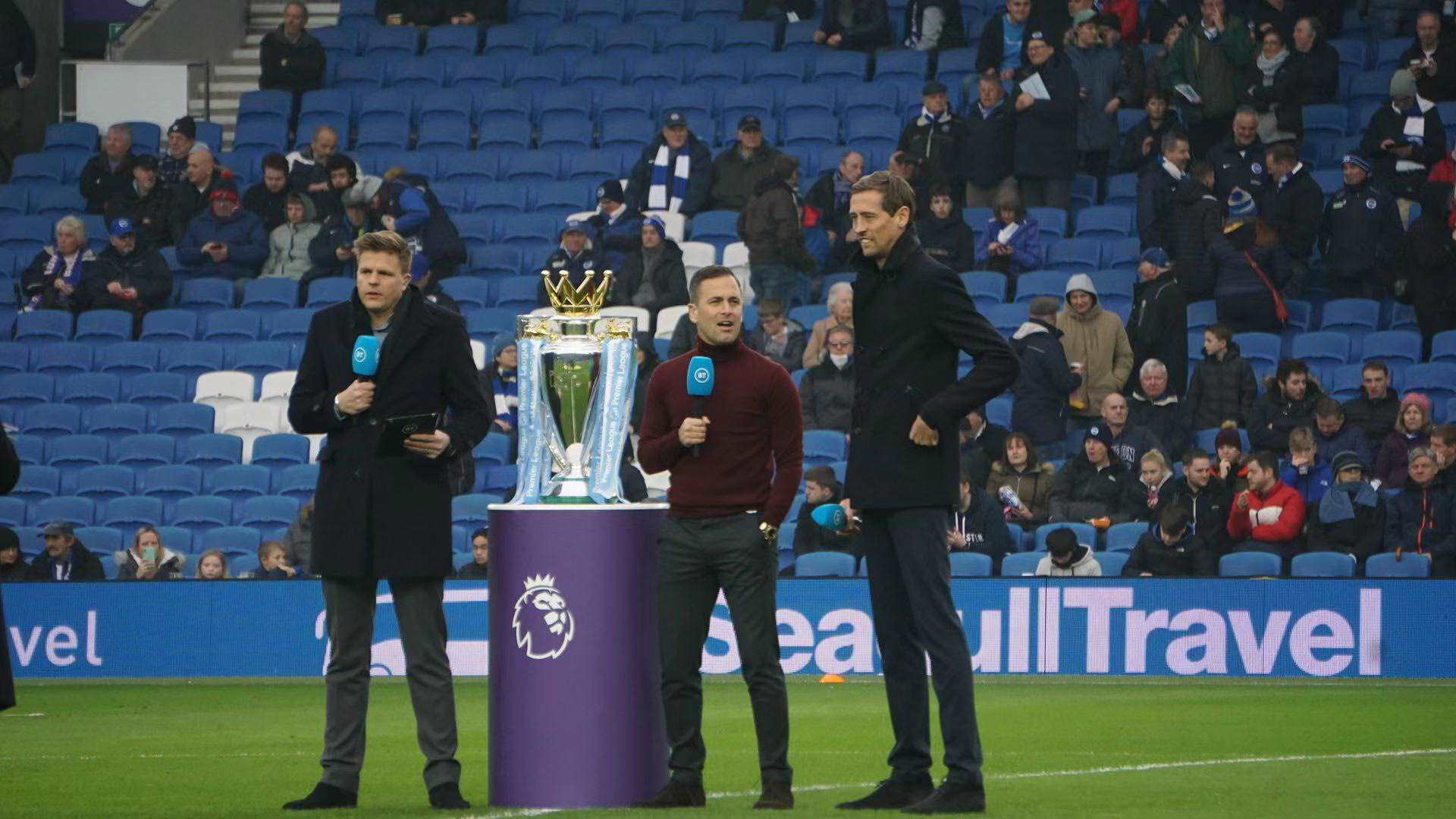 铜墙铁壁 铜墙铁壁